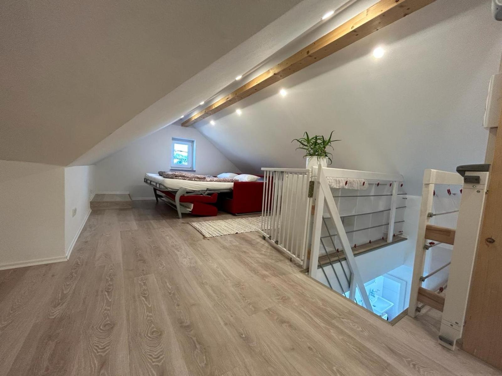 3 Zimmer Neubauwohnung In Der Schwaebischen Toskana Löwenstein エクステリア 写真