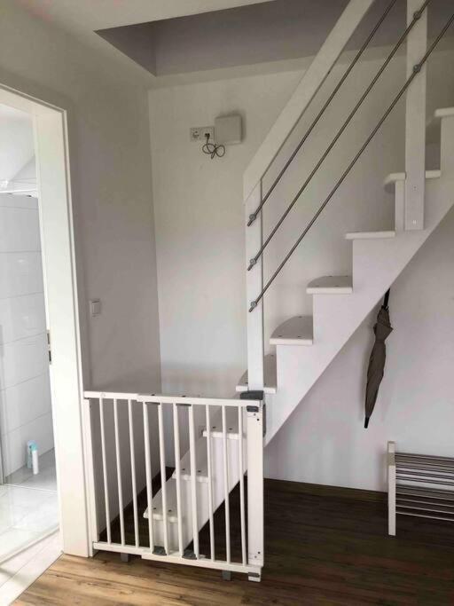 3 Zimmer Neubauwohnung In Der Schwaebischen Toskana Löwenstein エクステリア 写真