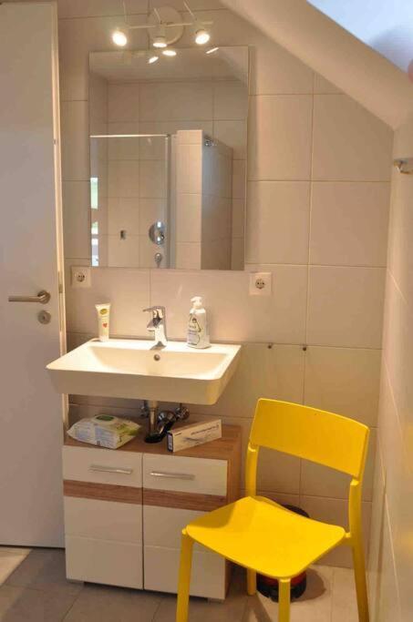 3 Zimmer Neubauwohnung In Der Schwaebischen Toskana Löwenstein エクステリア 写真